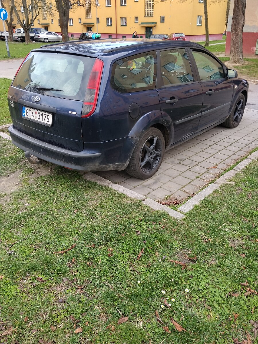 Ford Focus mk2 - 4