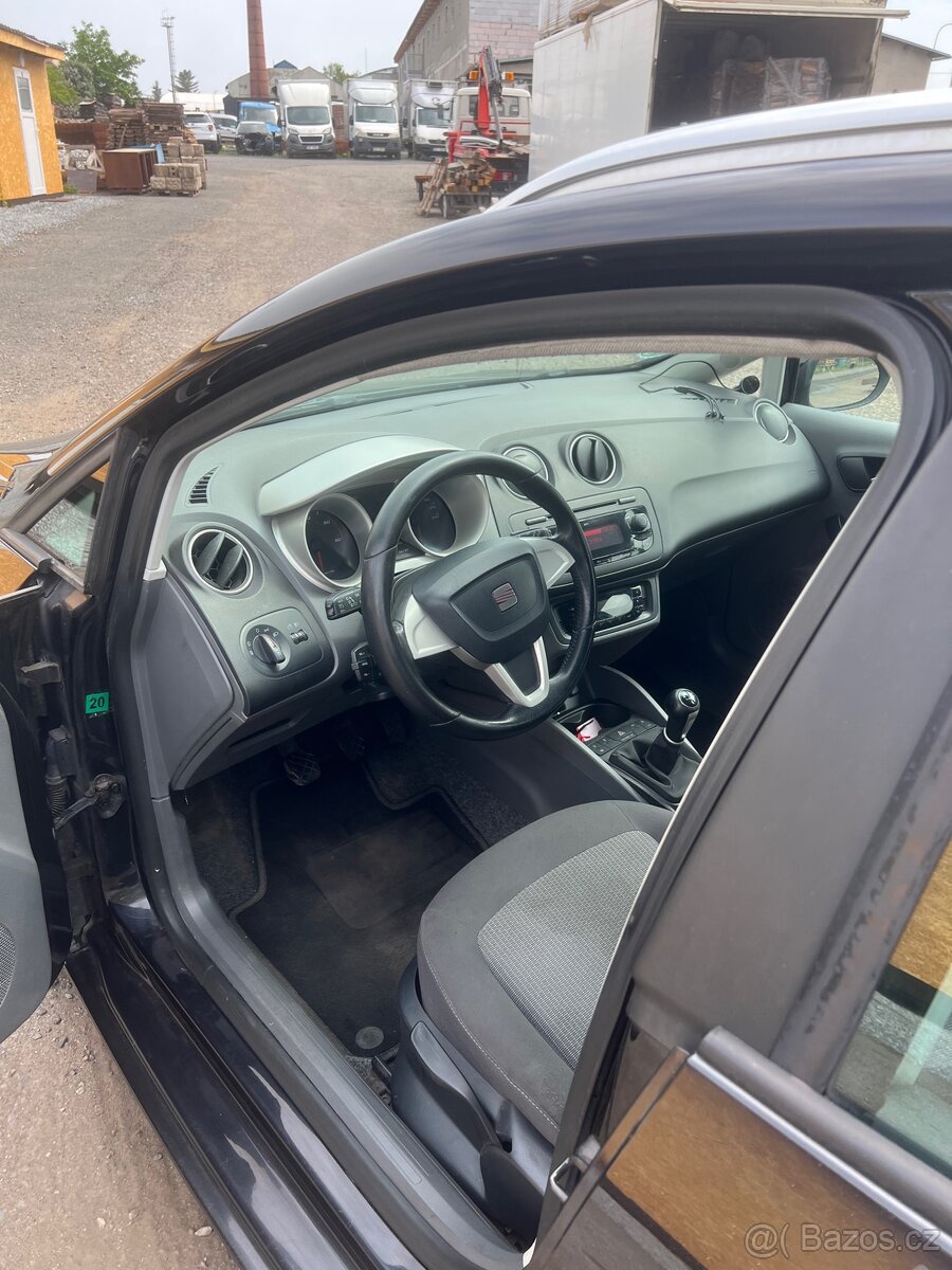 Seat Ibiza - 4