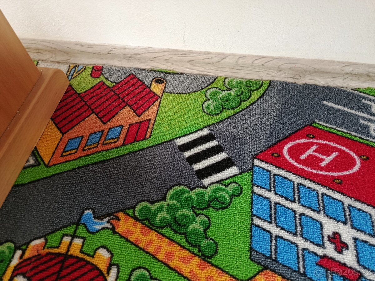 Dětský koberec vzor města 2,4x3m - 4
