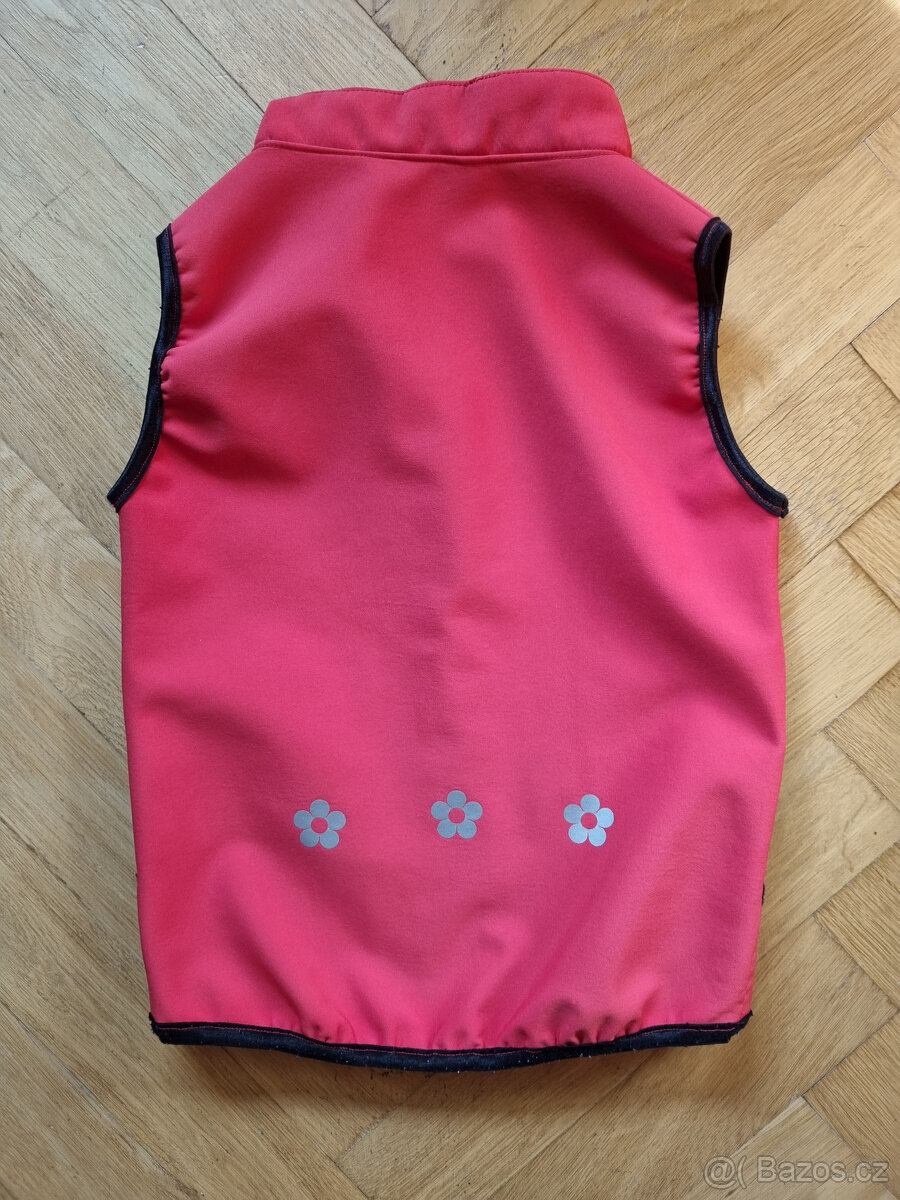 Červená dětská softshellová vesta vel. 98 - 128 - 4