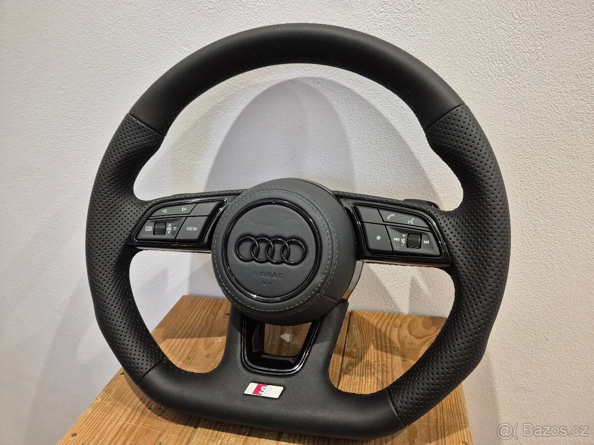 Krásny AUDI MULTIFUNKCNY VOLANT ZKOSENY RS PADLAMI - 4