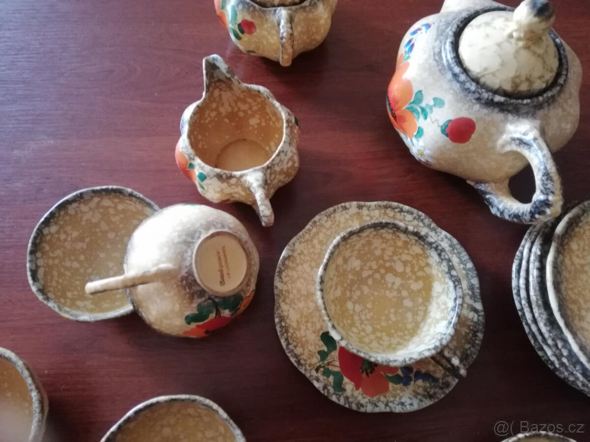 STARÉ SKLO MEDOVÉ AJ. - 4