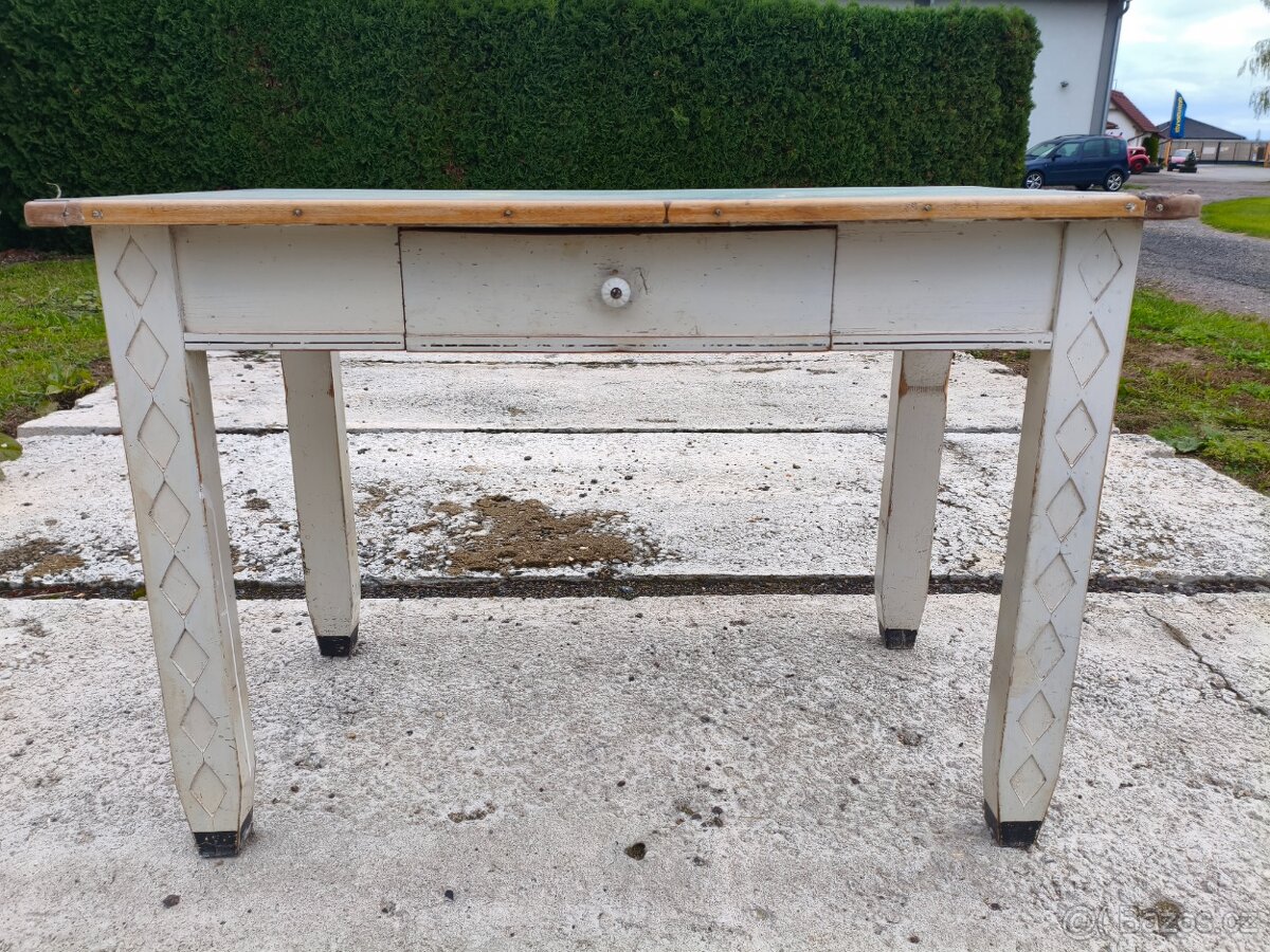 Starožitný jídelní stůl se šuplíkem - 4