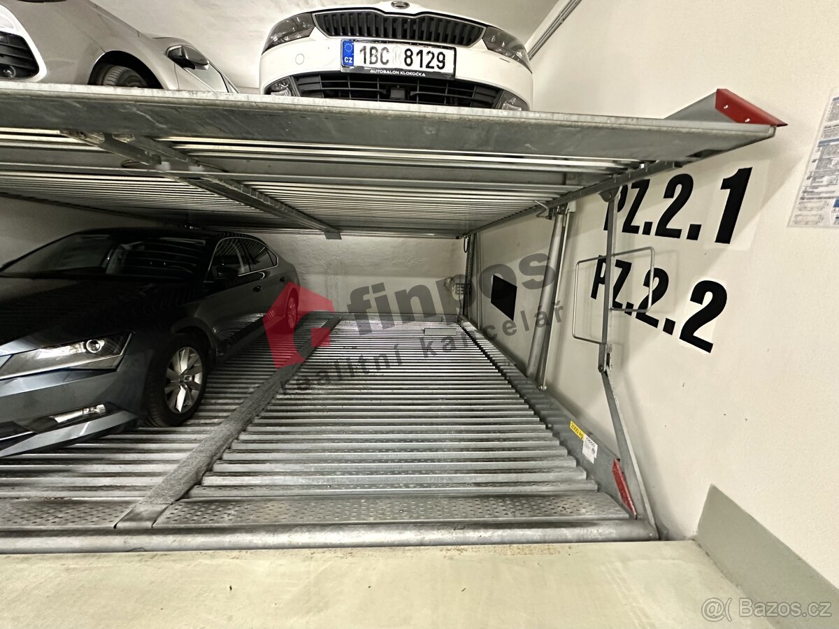 Pronájem garážového místa v pražských Košířích - 4