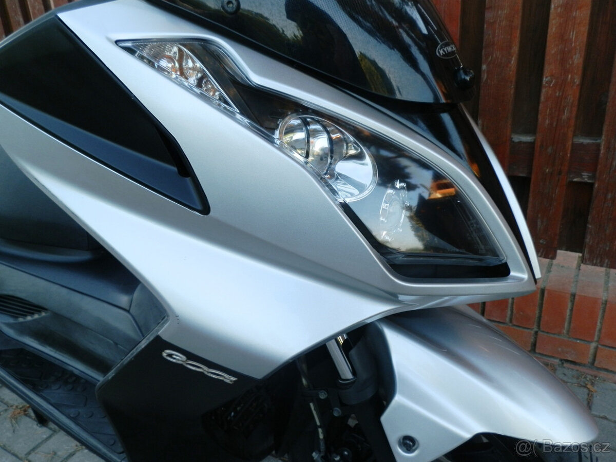 Kymco Downtown 300i - 4