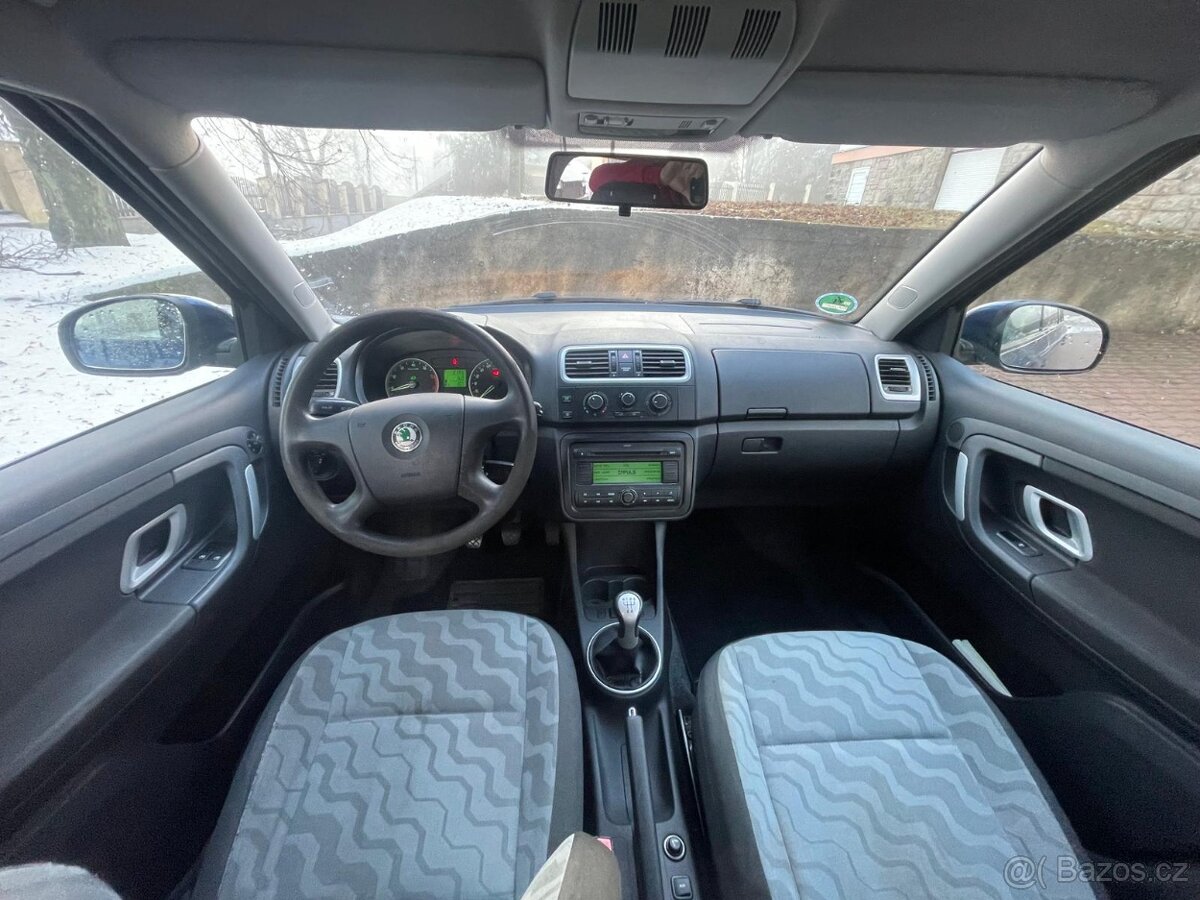 Škoda fabia 2 1.4 16v - 4
