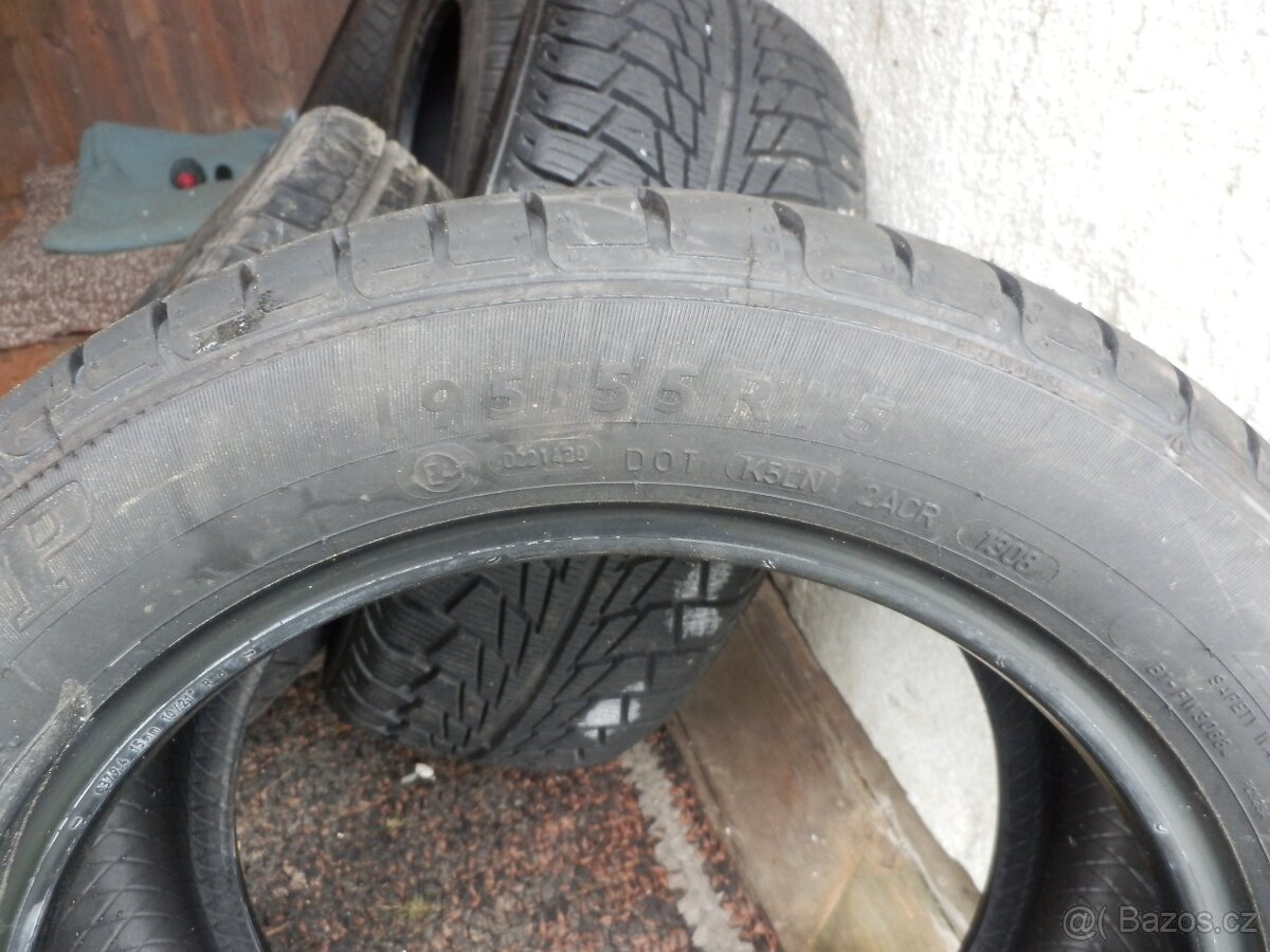 Dunlop 195/55 r15 - 4
