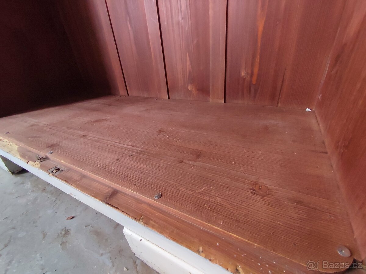 Stará dřevěná skrin - 4