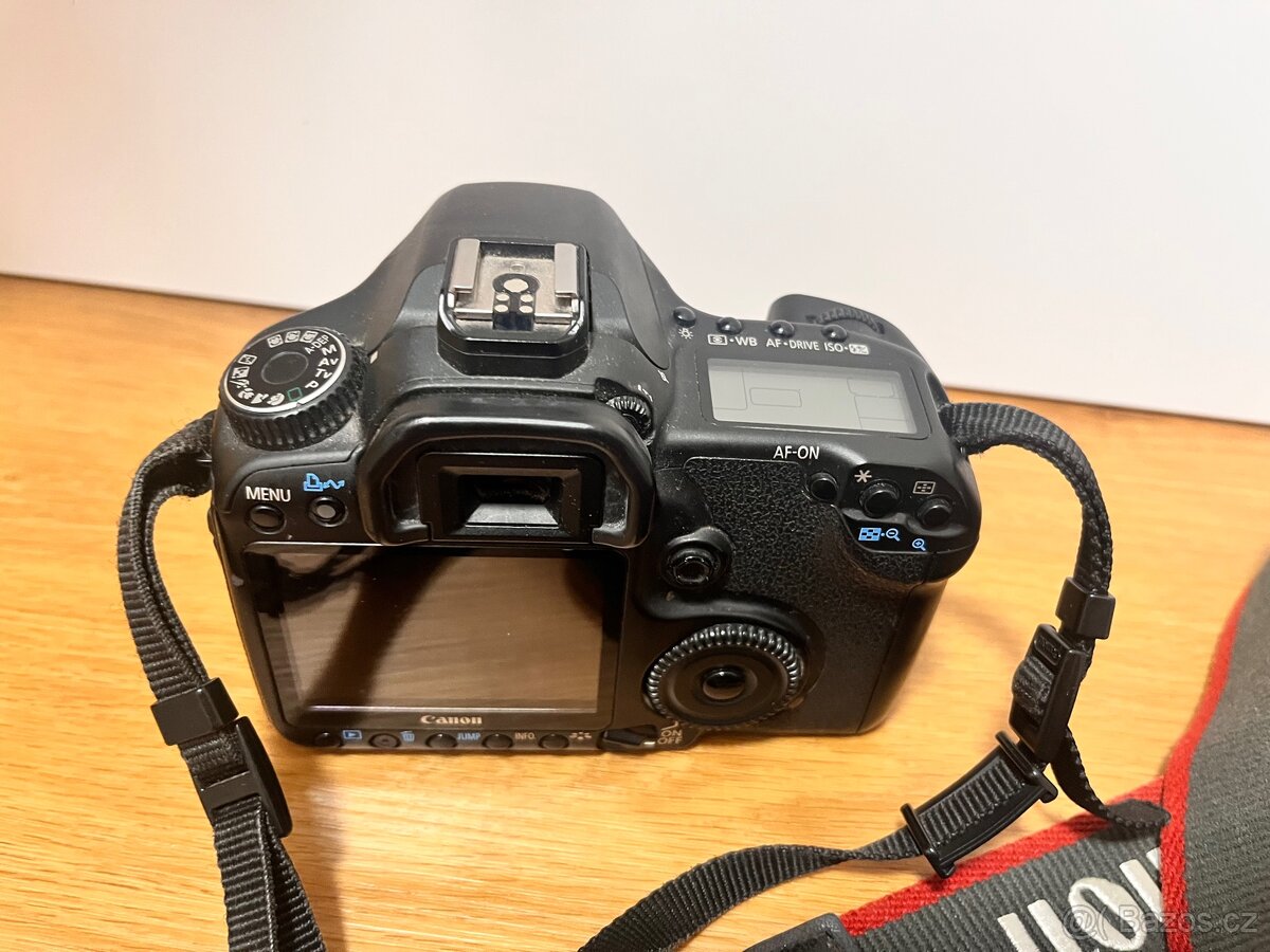 Canon EOS 40D – tělo + příslušenství - 4