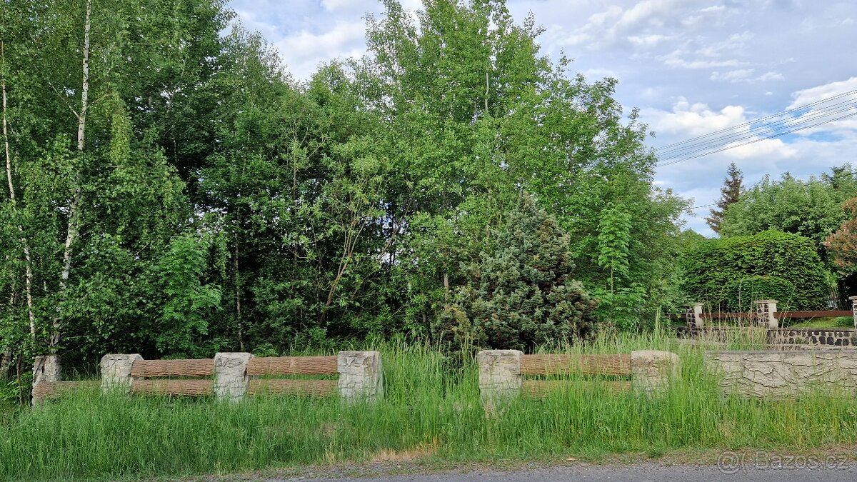 Stavební pozemek 1502m2 - 4