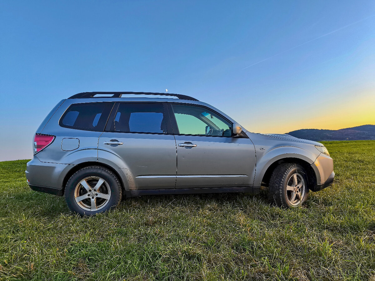 Subaru Forester, 2.0TD 108kW, 4x4, STK 1/27, r.v. 2010 - 4