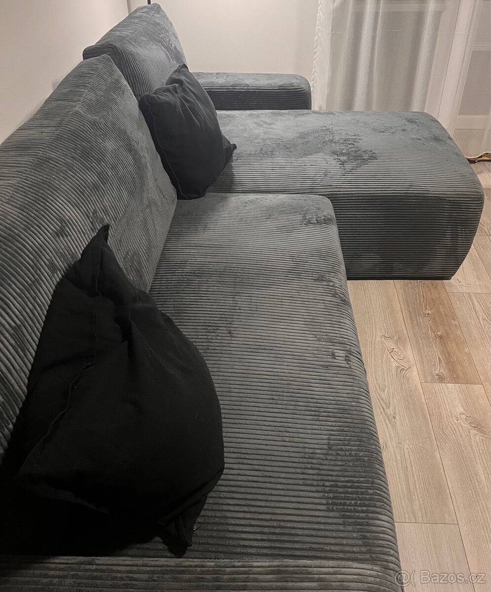 Gauč rozkládací s úložným prostorem - 4