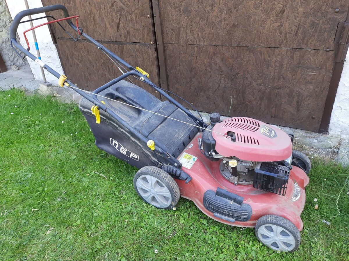 Prodám sekačku na trávu - 4