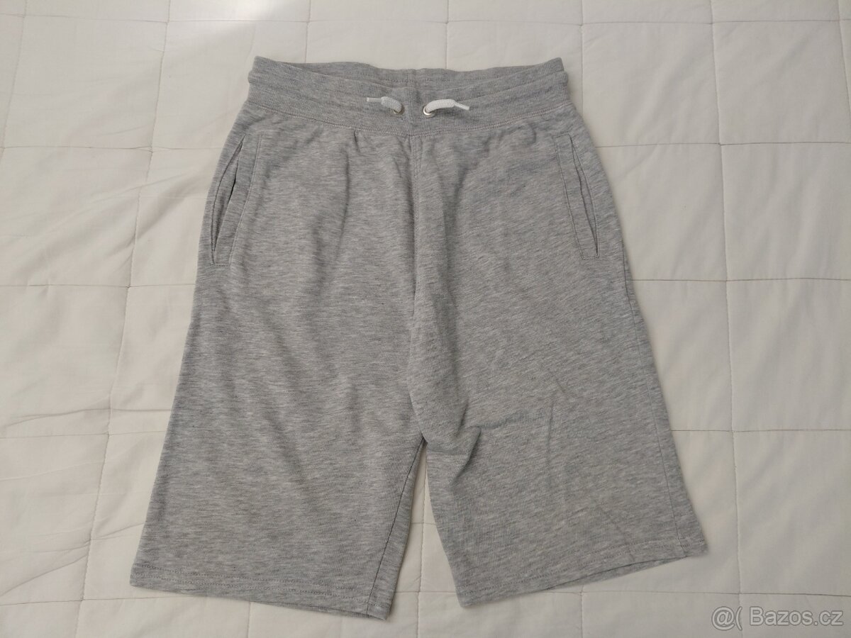 kraťasy a letní kalhoty - 4