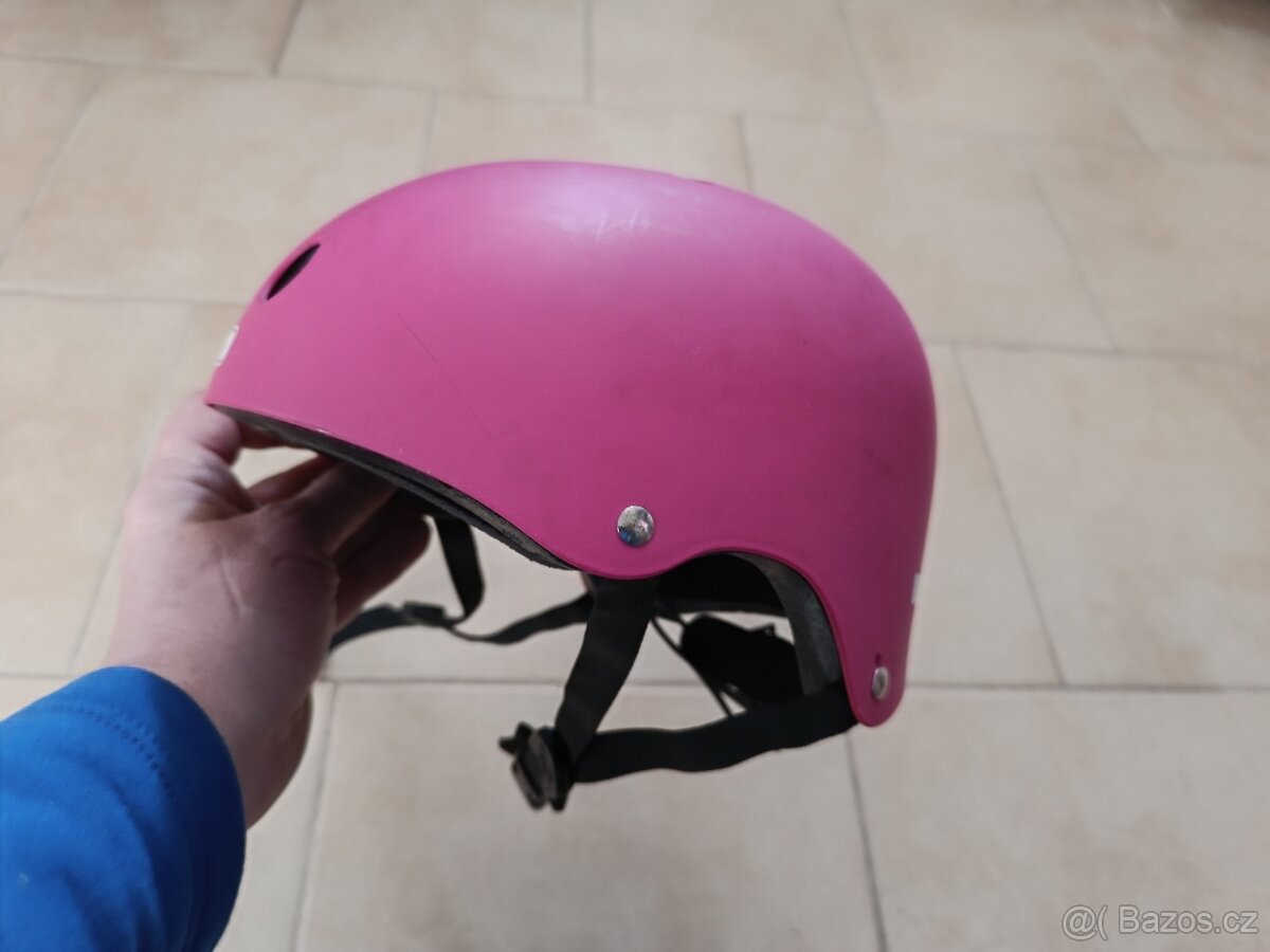 Přilba na kolo - 4