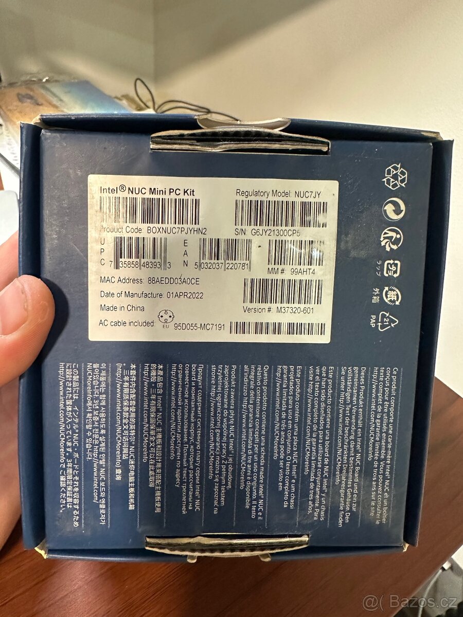 Intel NUC 7 (BOXNUC7PJYHN2 mini počítač - 4