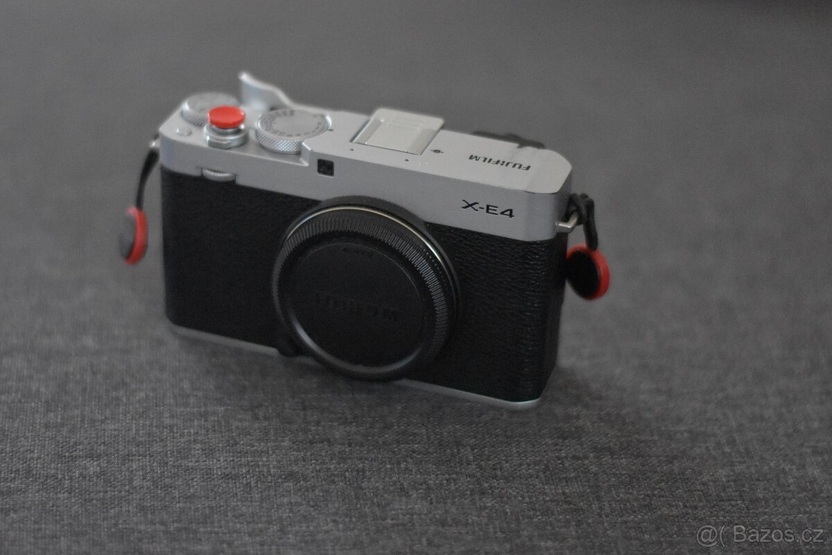 Fujifilm X-E4 - 4