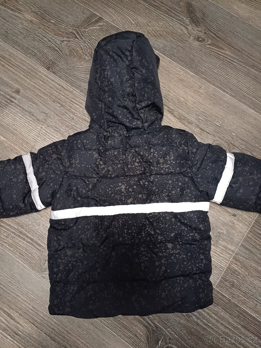 Zimní bunda, čepice a mikina - 4