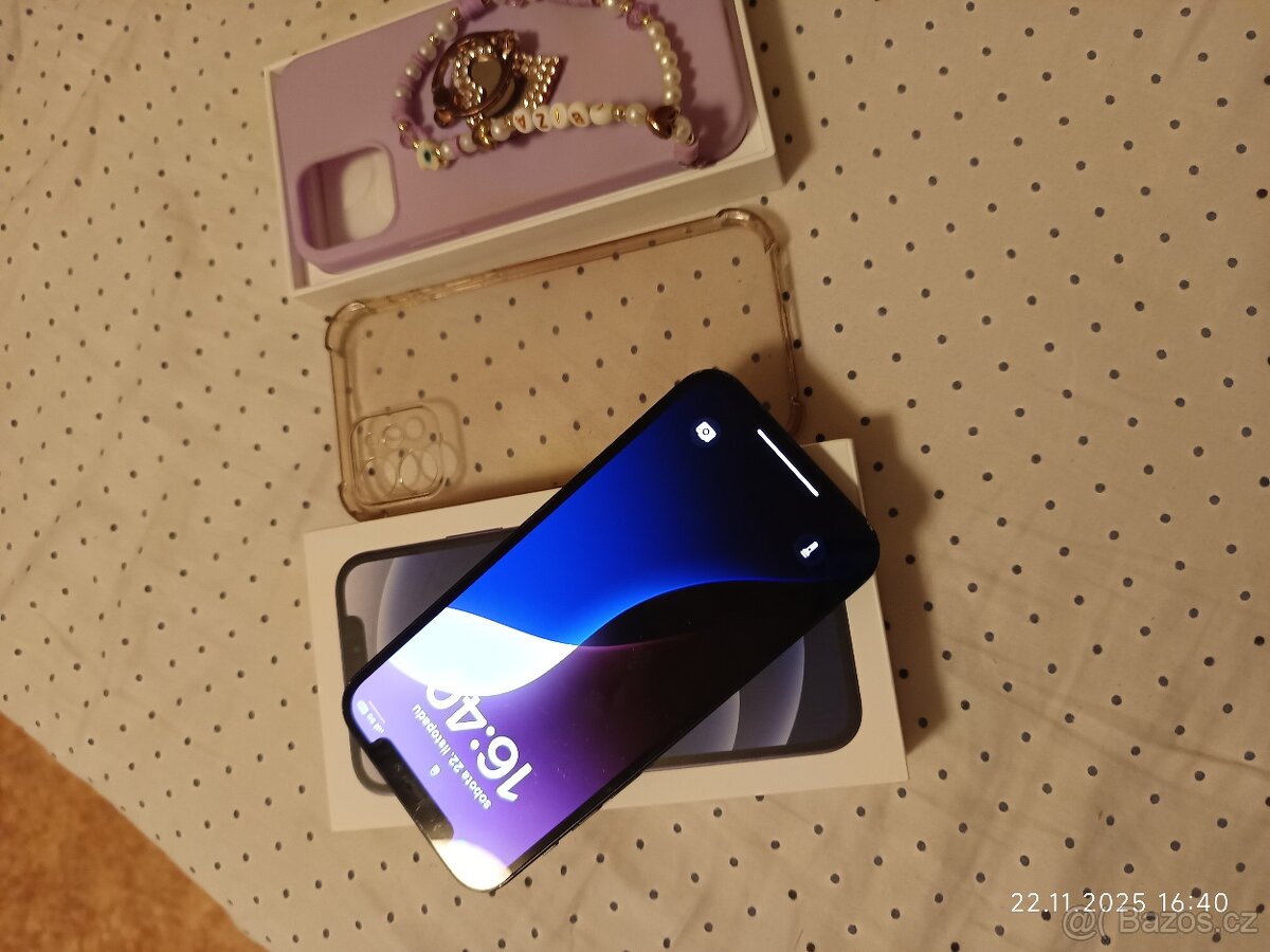Prodám iPhone 12 128GB - 4