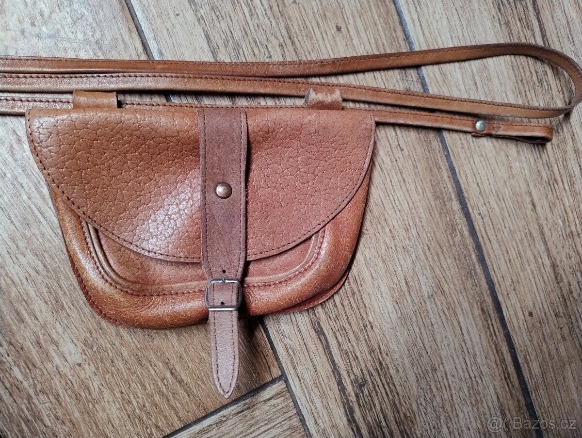 Kožená kapsa na opasek LARP 2x - 4