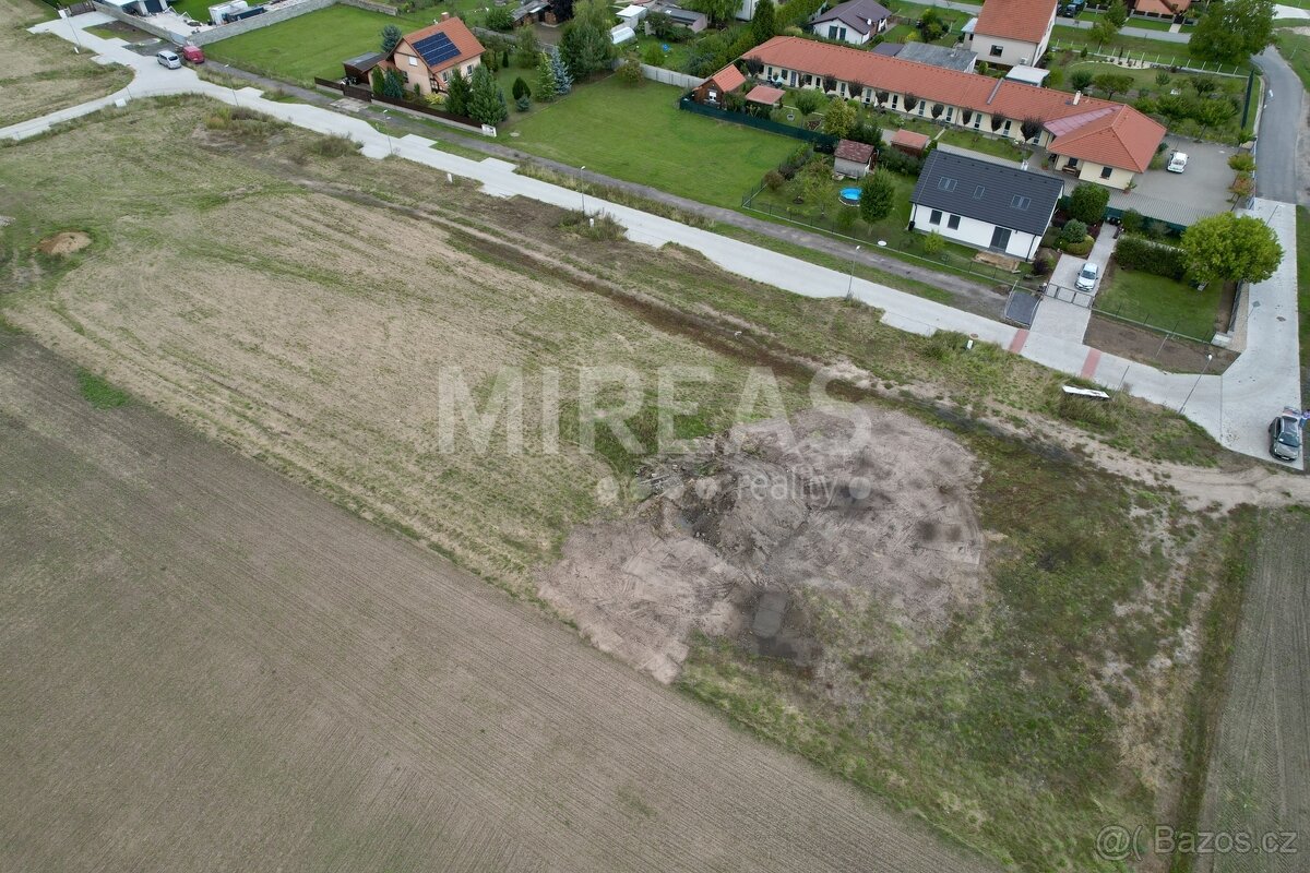 Hořátev, prodej stavebního pozemku 898 m2, okr. Nymburk. - 4