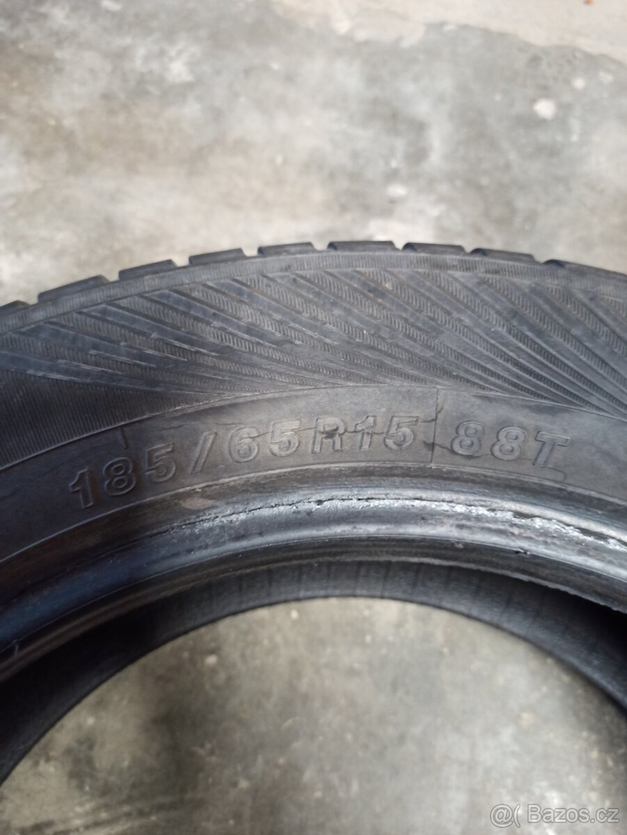 185/65R15 zimní pneu - 4