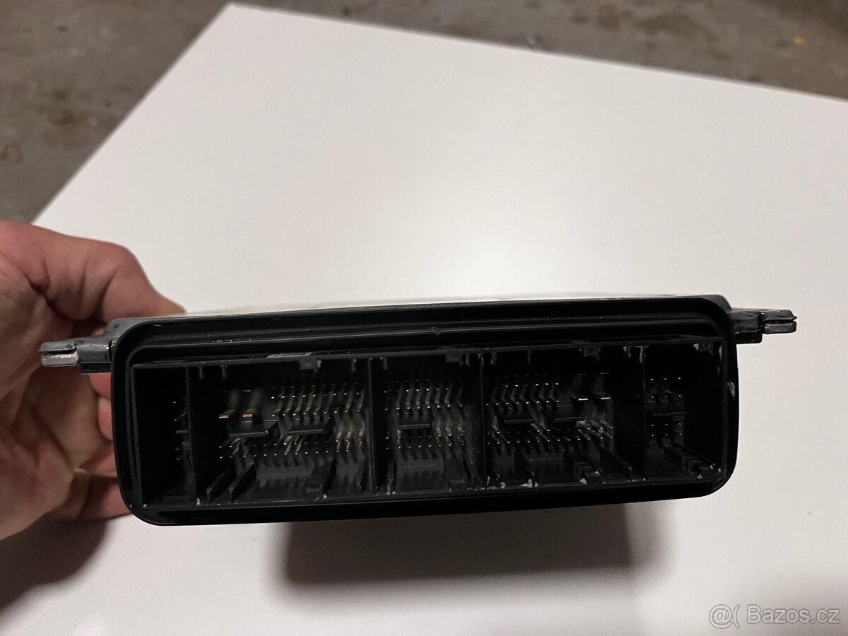 Ridici jednotka motoru BMW - 4