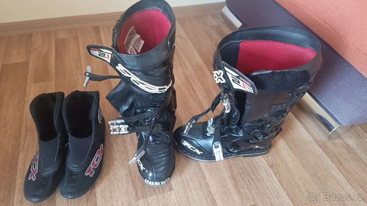 Oblečeni na enduro - 4