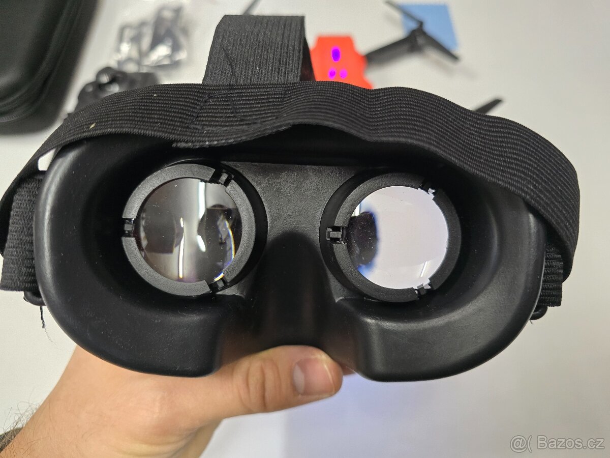 Dron Professinal dual kamera + box s příslušenstvím + VR - 4