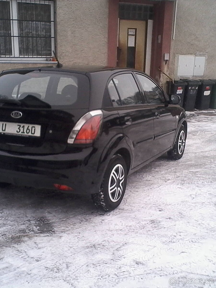 kia rio 14,71kw,r.v.11-10,148000km. - 4
