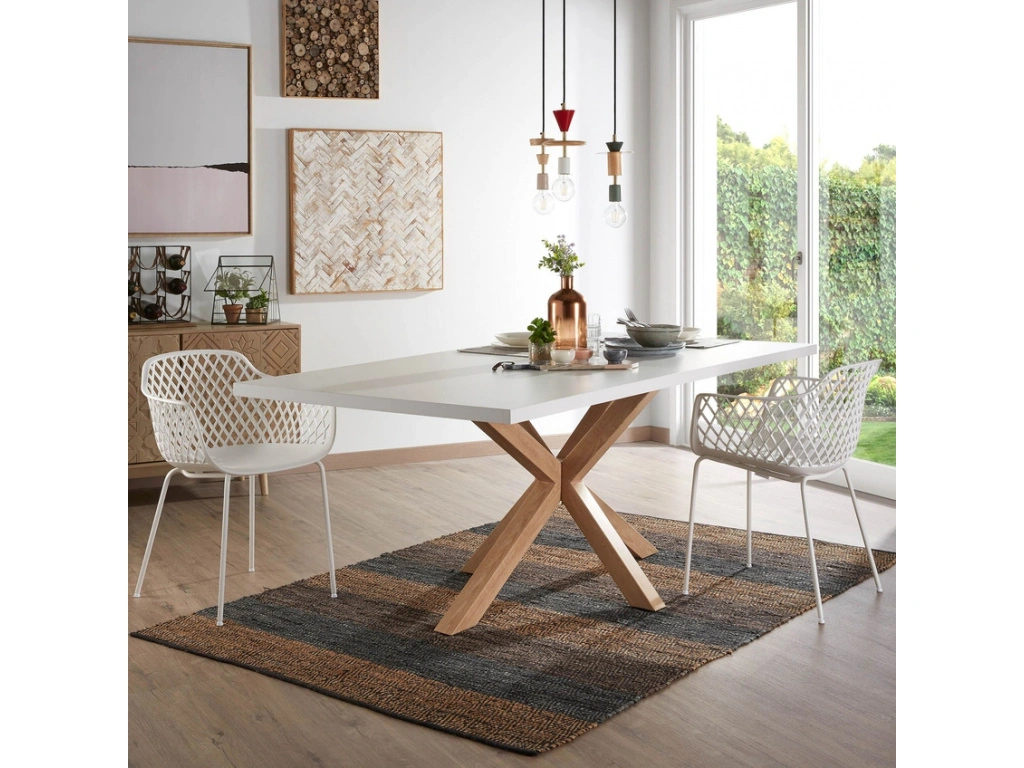 Bílá plastová židle - 4