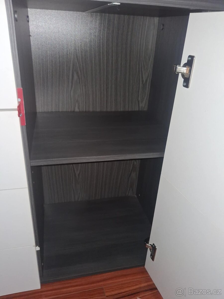 Komoda s osvětlením - 4