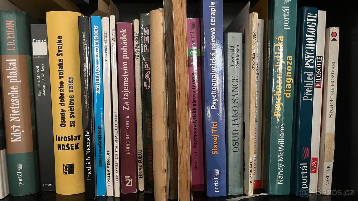 Knihovnu s psychologickou tematikou - 4