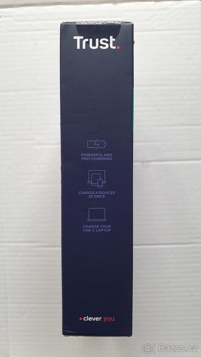 Napájecí adaptér Trust Maxo 240W GaN 4x USB-C (25413) - 4