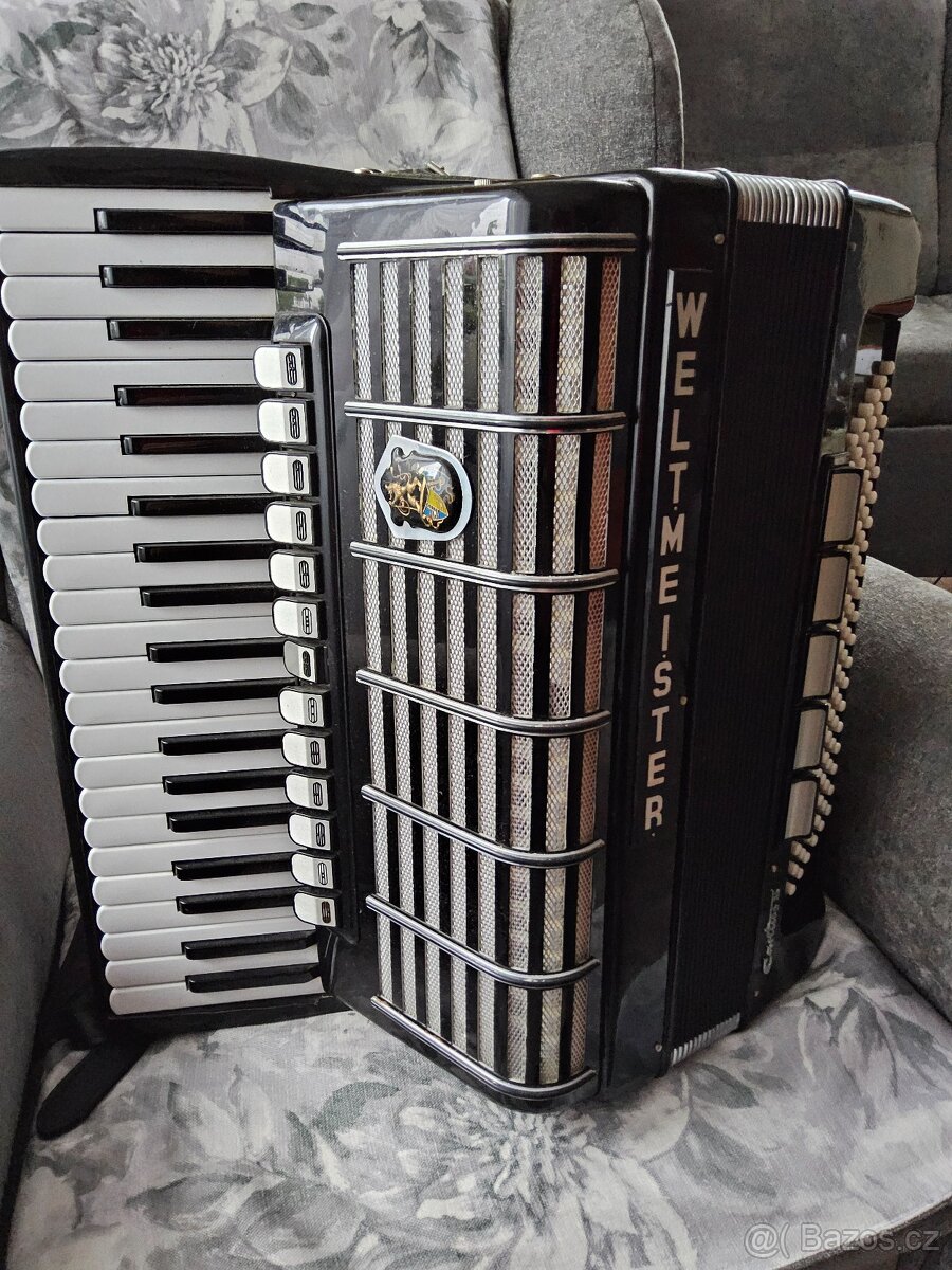 Prodám harmoniku-akordeon WELTMEISTER CAntus 5 - 4