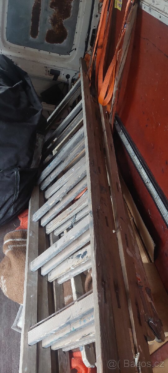 Stare drevene stafle ruzne velikosti - 4