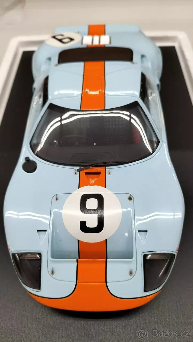 FORD GT 40 SPARK 1:18 - 4