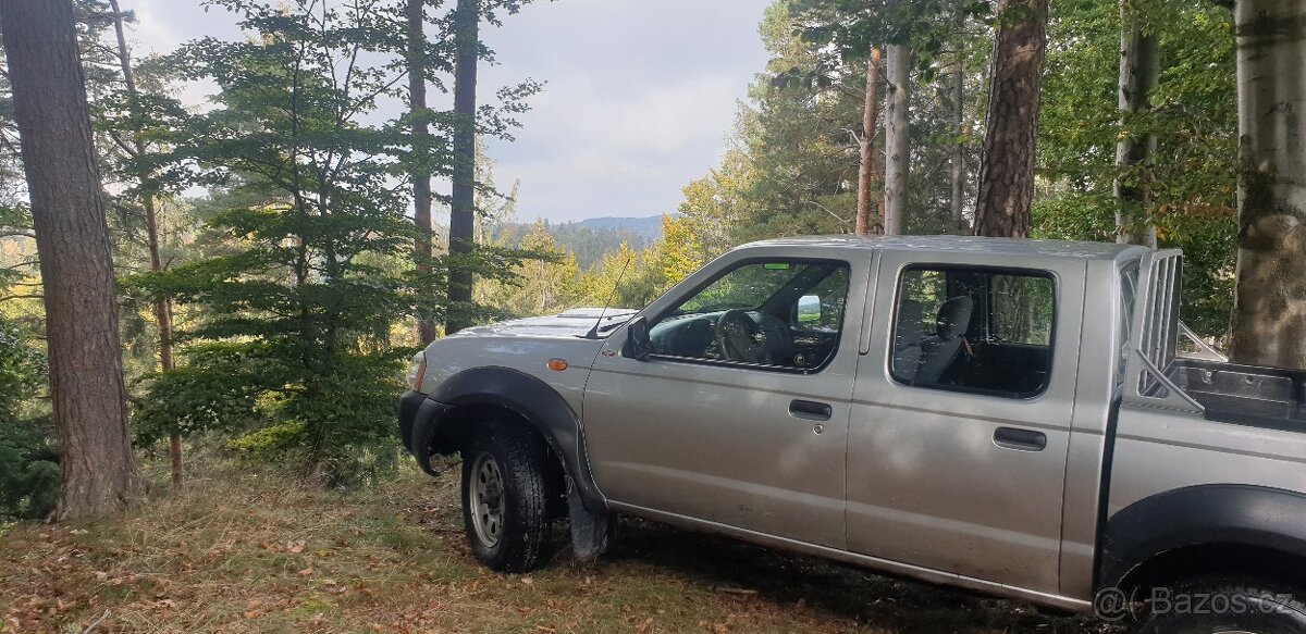 Nissan Navara D22 - 4