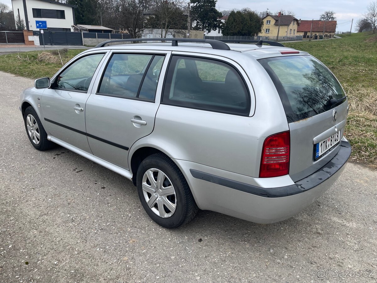 Prodám Škoda Octavia combi 1.6i - 4