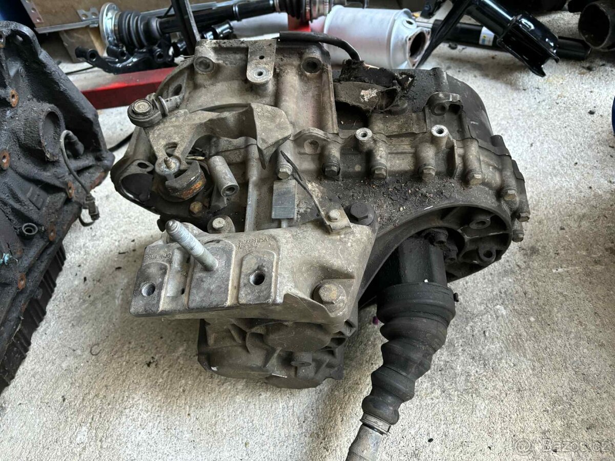 prodám Převodovku EHH 6 kvalt z VW Sharan - 4