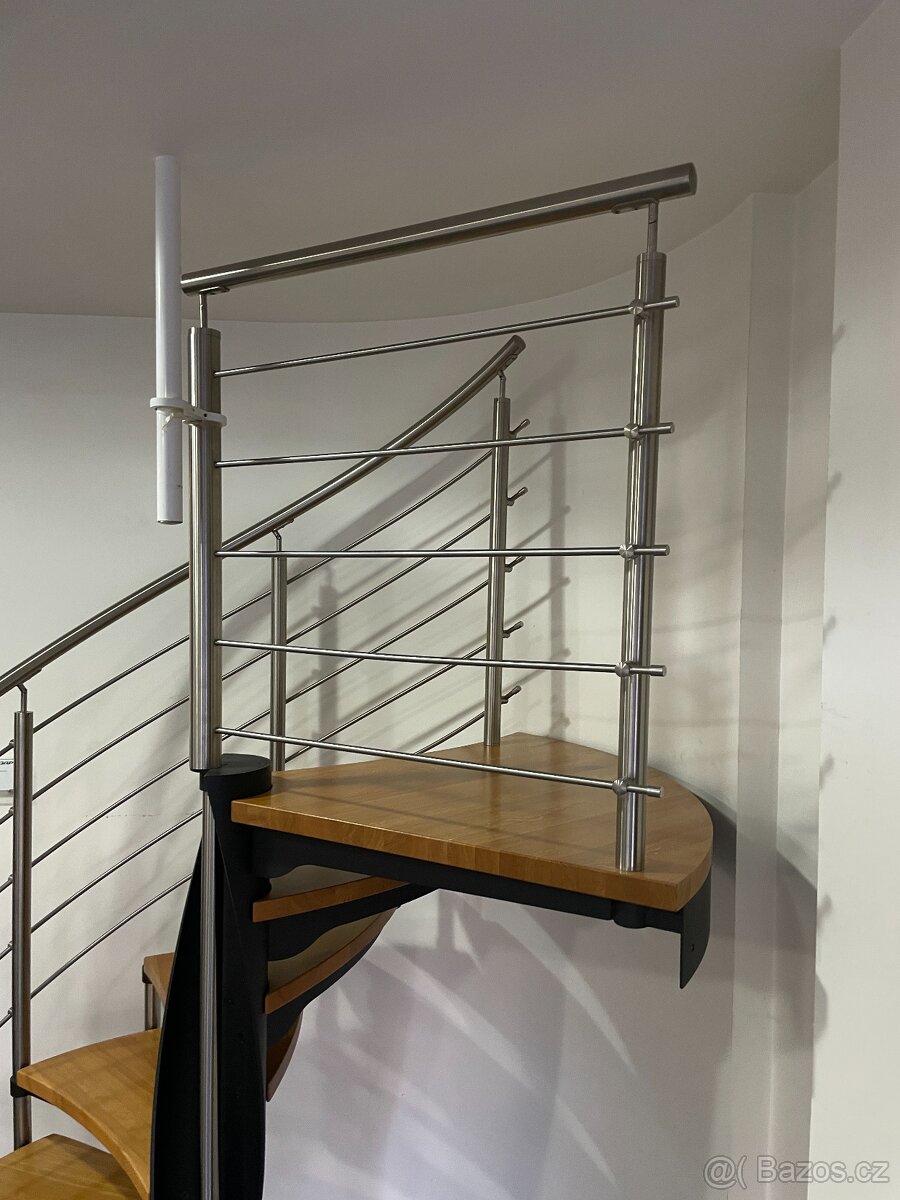 točité schodiště JAP 120 - 4