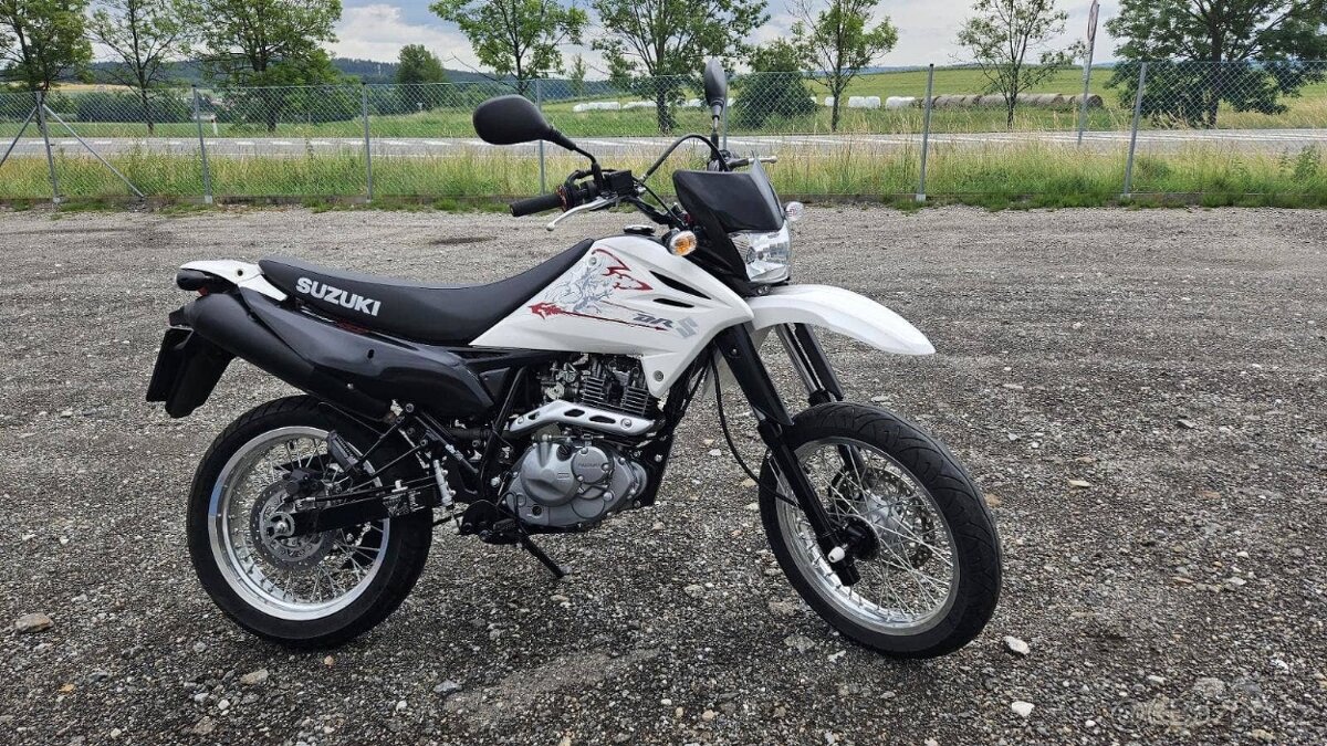 Suzuki DR 125 SM motard