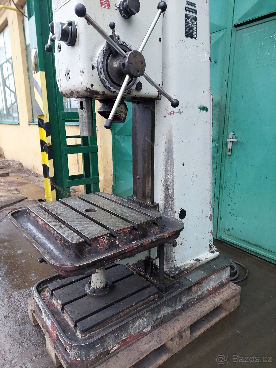 Vrtačka stojanová WKA 40 - 4