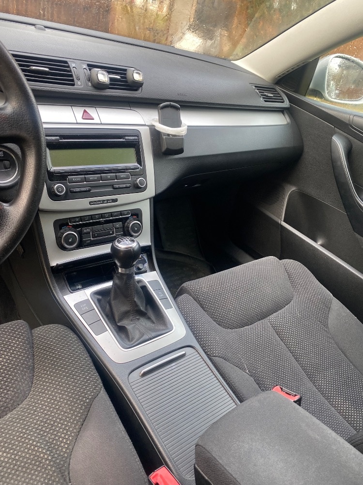 VW Passat B6 1.6 TDI 77kW - 4