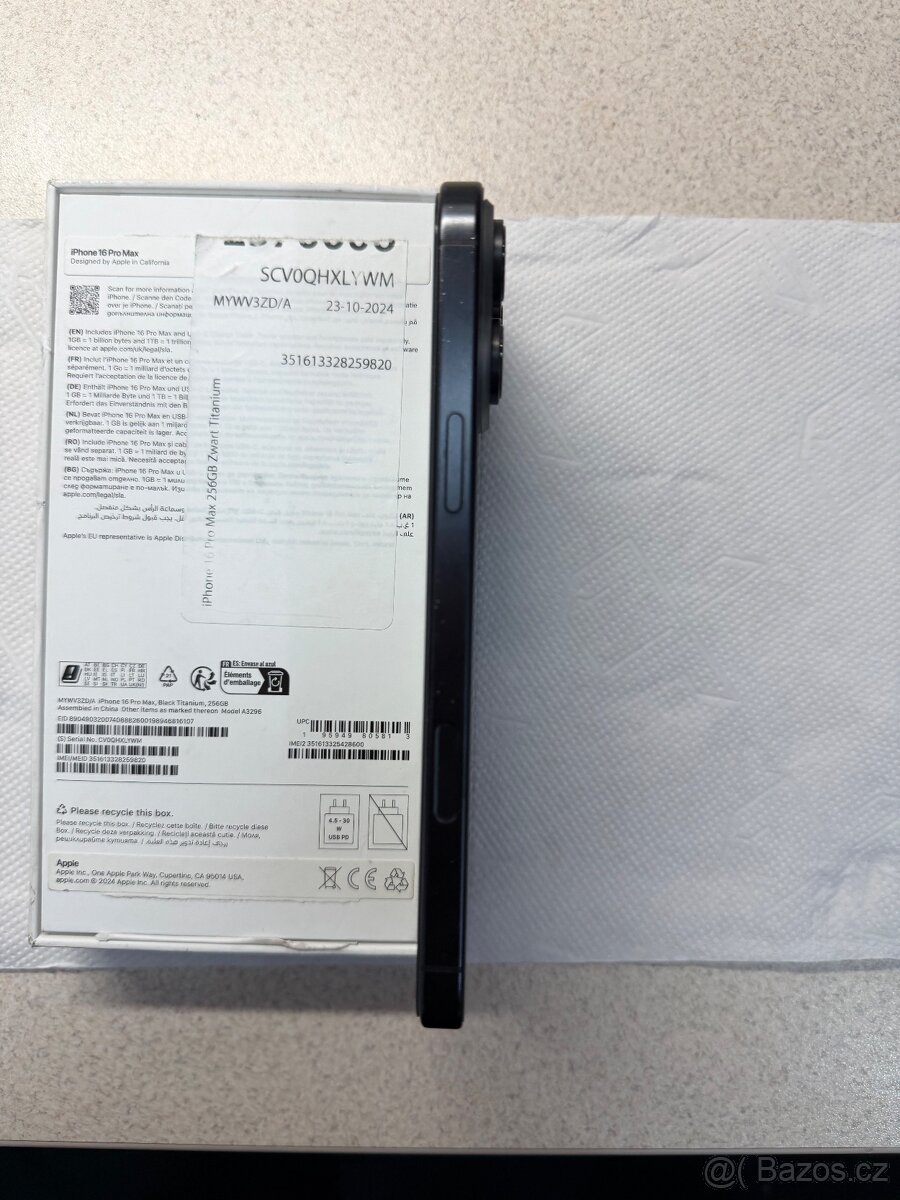 iPhone 16 Pro Max 256gb černý titan - 4