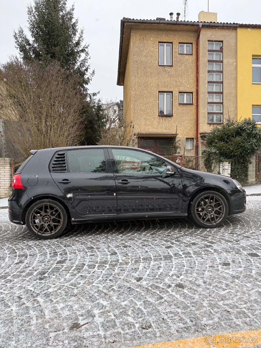 VW Golf 5 GTI - 4