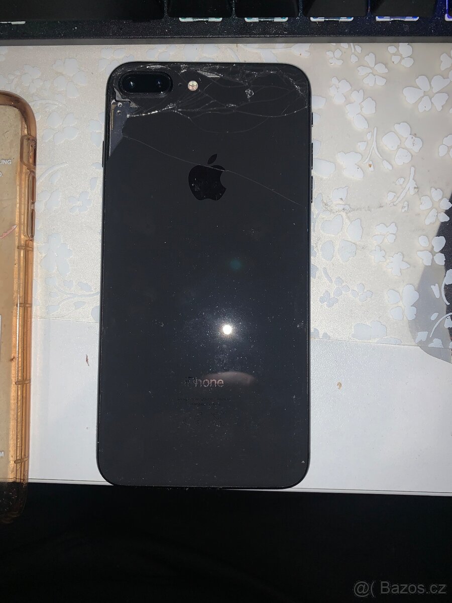 Predám Iphone 8 plus - 4