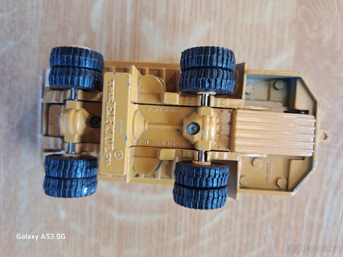 The ERTL. Sklápěč - 4