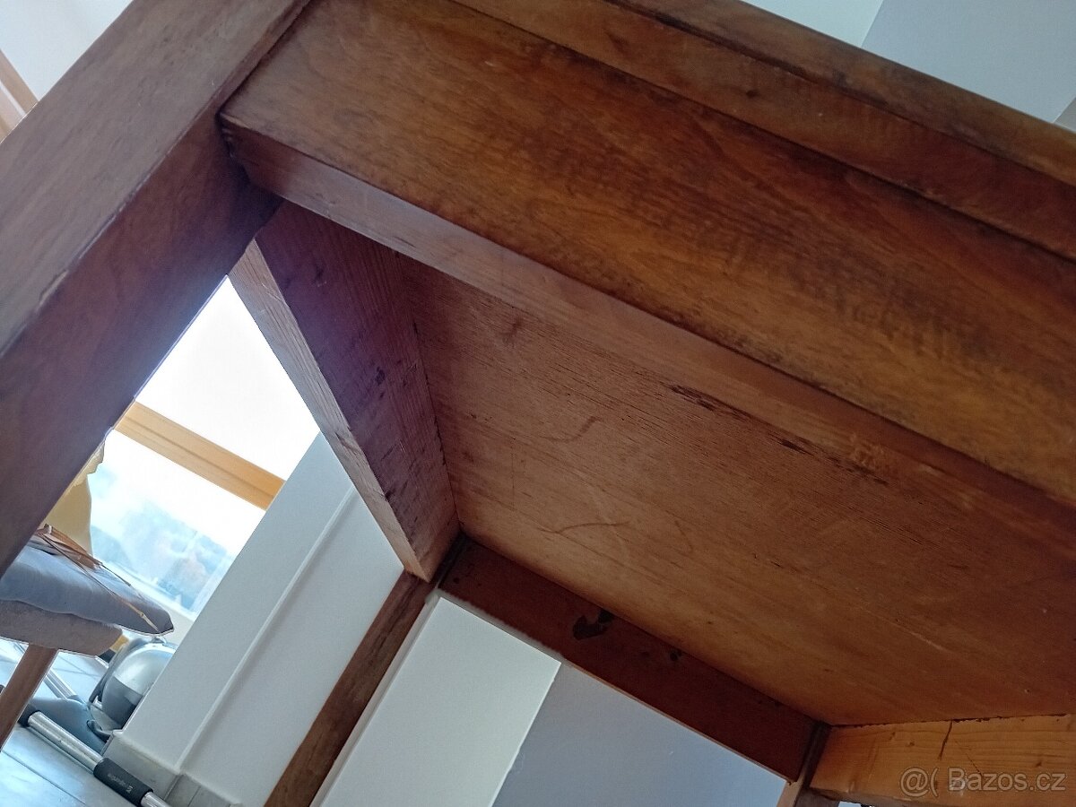 Jidelni stul cca 100 let starý - 4