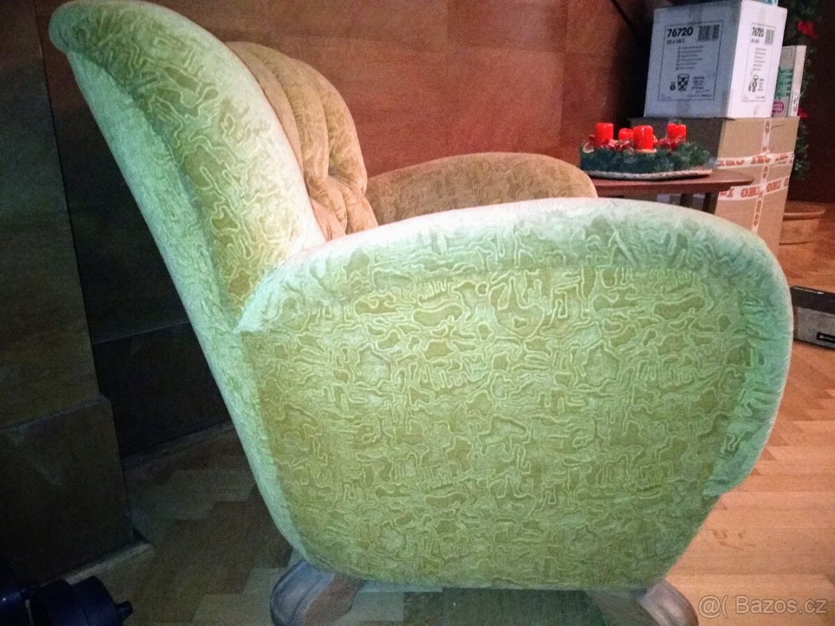Čalouněné křeslo - 4